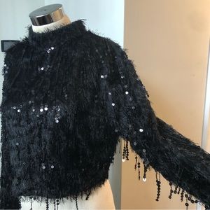 H&M DRIPPING SEQUIN FLAT FUZZY TOP NWT SZ M NEW YEAR’S